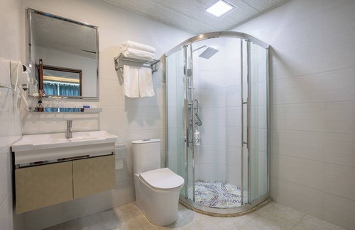 Xianju House | Lv ye Xian Zhuang Guesthouse