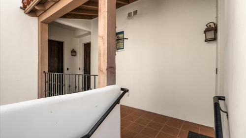 La Quinta Apartment | LV216 Upstairs 2 Bedroom Legacy Villas Lock-Off