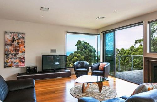 Lorne House | LVista Lorne