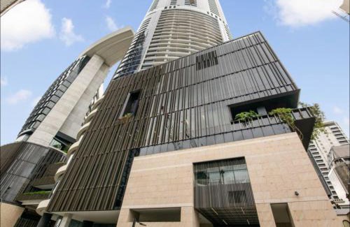 Brisbane Central Business District Apartment | LVL43 Queens Wharf 1BR Apartment
