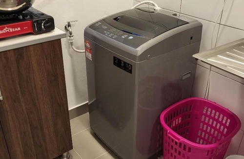Sandakan House | Lydia guesthouse kingfisher