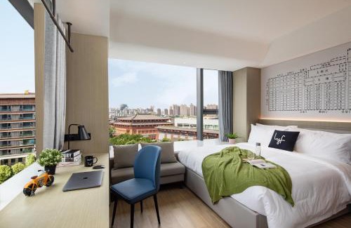 Yanta Qu Hotel | lyf Dayanta Xi'an by the Ascott Limited free gym & free park & free laundry room