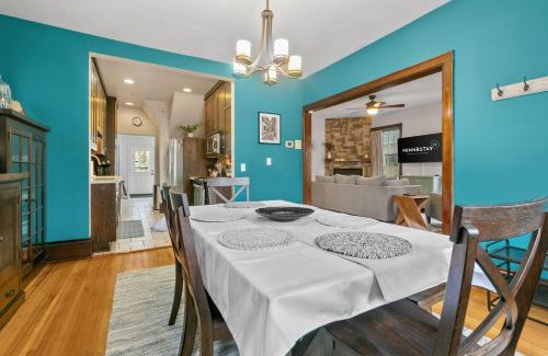 Powderhorn House | Lyndale Pleasant Getaway