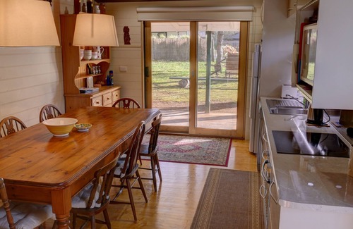 Trentham Cottage | Lynden Cottage - built 1884 in the heart of Trentham