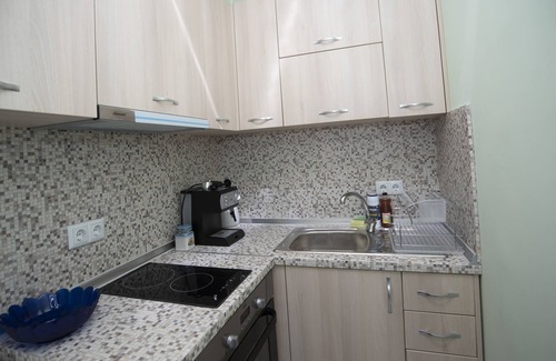 Burgas Center Apartment | Lynn's Oasis-Ocean Touch in Core Downtown