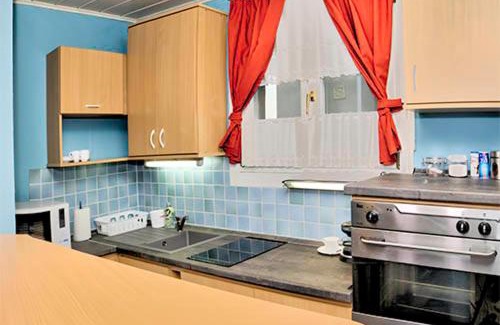Szekszard Apartment | Málnás Macska Apartman