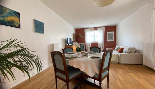 Acheres Apartment | Mésange d Atlas - North West Paris Suburbs