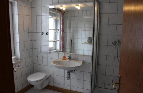 Crawinkel Apartment | Möblierte 2-Raum Wohnung in Ohrdruf OT Crawinkel Thüringen Wald
