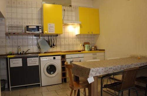 Crawinkel Apartment | Möblierte 2-Raum Wohnung 11 in Ohrdruf - Thüringen Wald