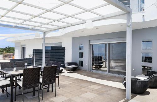 Eleios-Pronnoi Villa | M and T Seaview main villa