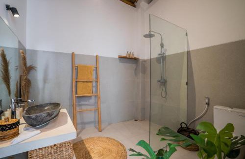 Banjar Semer Villa | M&M Dream Villa - 2 BR Villa in Kerobokan