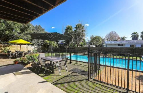 Lynmore House | M&M's Hotspot