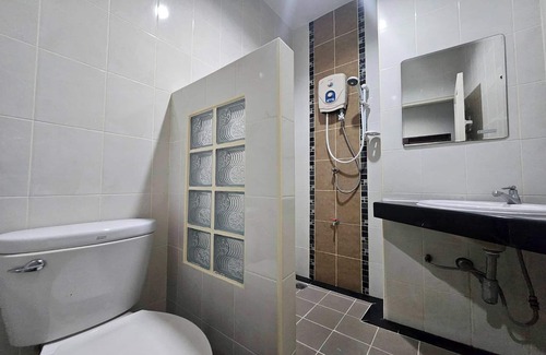 Don Kaeo Hotel | M Place Maerim
