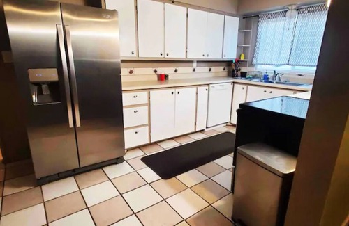 Carlsbad House | (M1) Enchanted Getaway ☀ 3-Mins Walk To River❣