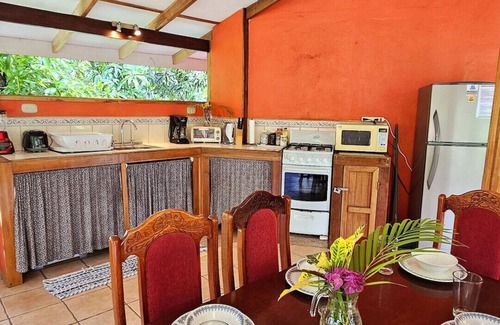 Cocles House | M1 Margarita Garden House pool, AC