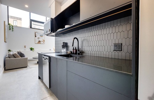 Mile End Apartment | M11 | Le Mile End - Chic 2BDR unit in MTL-1D