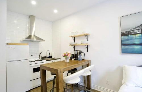 Mile End Apartment | M11 Modern Studio In the Heart of Mile-End
