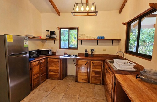 Cocles Ski Chalet | M2 Madu AC, great location!