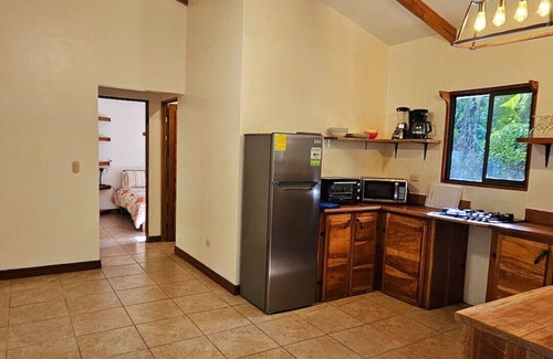 Cocles Ski Chalet | M2 Madu AC, great location!
