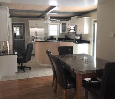Traverse City House | M22 Shores On WEST GRAND TRAVERSE BAY