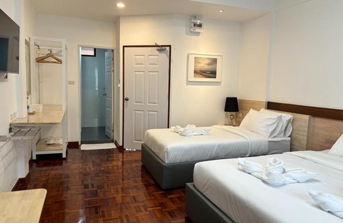Suan Luang Hotel | M3 Bangkok Bake & Bed
