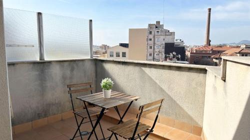 Terrassa Apartment | M3 Céntrico y con Terraza