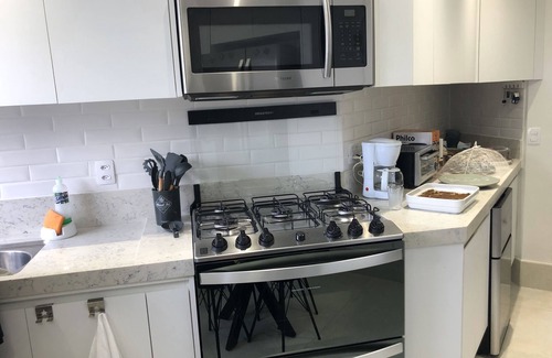 Riviera de Sao Lourenco Apartment | M3 Kingston Town 61