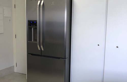 Riviera de Sao Lourenco Apartment | M3 Kingston Town 61