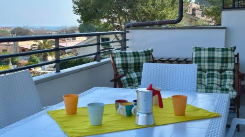 Marcelli Apartment | M386 - Marcelli, trilocale con giardino e vista mare