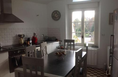 Nazelles-Negron House | Maîson Vigneronne