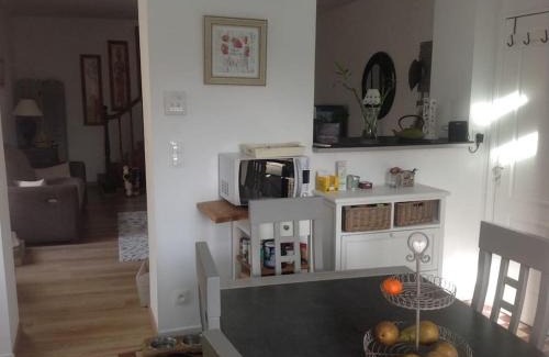 Nazelles-Negron House | Maîson Vigneronne