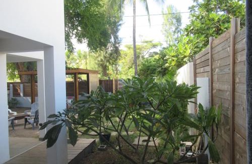 La Saline Les Bains Apartment | Maïthé 4 jardin privatif proximité du lagon