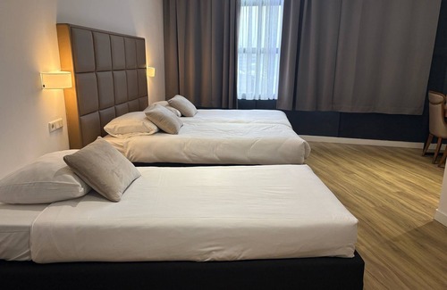 Hoofddorp Hotel | Ma Airport Hotel