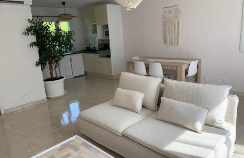 Sainte-Croix-de-Quintillargues Apartment | Maison au cœur du Pic Saint Loup