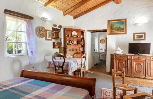 Aratena Villa | Ma'house- Villa with Jacuzzi & Sea view-
