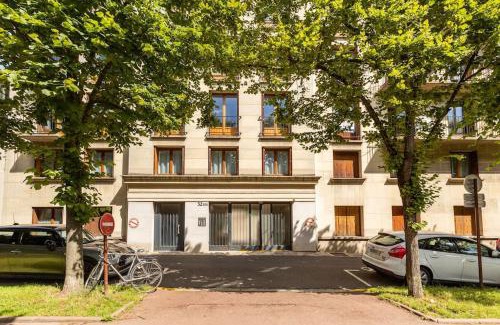 Notre-Dame Apartment | Ma Petite Versailles