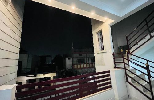 Faizabad House | Maa vaishno paying guest house