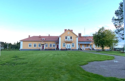 Keminmaa Hotel | Maaseutuhotelli Juopperin Kartano