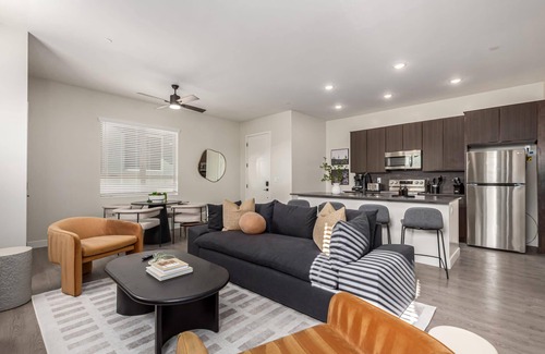 North Scottsdale Condo | Macallister 1006|Close to Golf & Mayo|Heated Pool