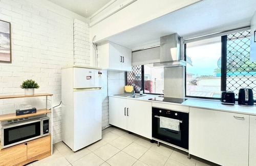 Robertson House | Macgregor 2bed studio