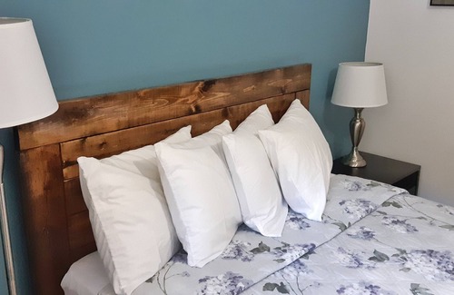 Algoma District Hotel | MacIver's Motel & Campground