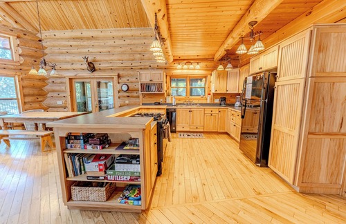 Hessel Cabin | Mackinac Vista: Fall Weekends with Family, Pets & Views That Wow!
