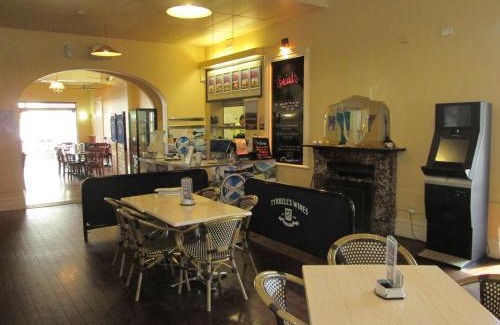 Maclean Hotel | Maclean Hotel