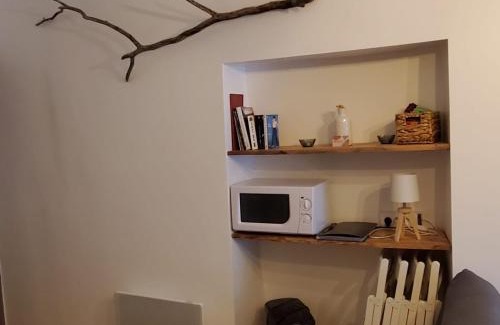 Saint-Guilhem-le-Desert Apartment | MACLENFA: charmant studio au cœur de l’Herault.