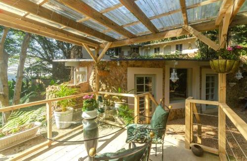 Kloof Apartment | MacLeod House Guest Cottage