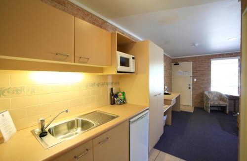 Port Macquarie Hotel | Macquarie Barracks Motor Inn