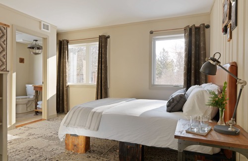 Waitsfield Hotel | Mad River Barn