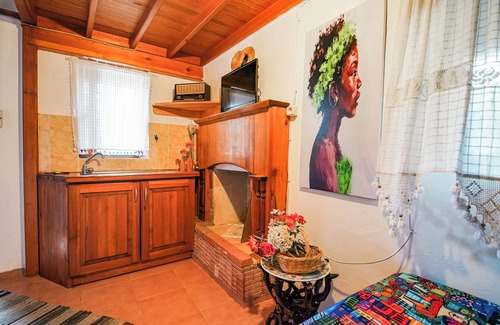 Bozcaada Hotel | MADAM AFRODİT KONUKEVİ