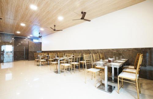 Kalyan Hotel | Madhav Residency Hotel & Banquet, Kalyan, Mumbai