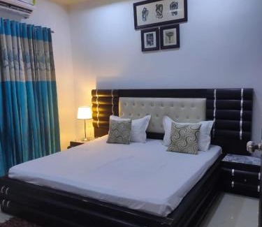 Vrindavan Apartment | MADHAVPRIYA family home with kitchen in Vrindavan -